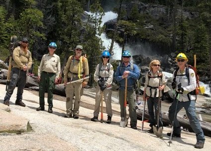 Desolation Wilderness Volunteers trail work team